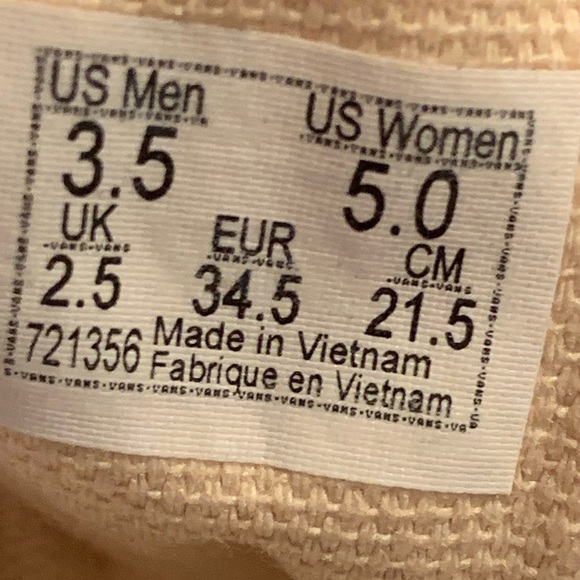 VANS CUSTOM-MADE SHOES. WOMEN'S 5. Men's 3.5. BRAND NEW. HIGHT FLATFORM NWT. - Picture 9 of 11